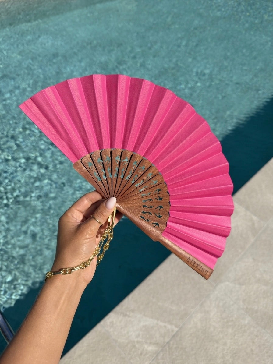 Pool Party - Petite Fan