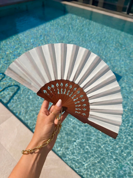 Beach Club - Petite Fan